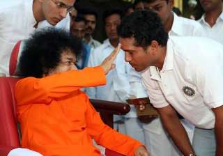 sachin grieves for sai baba do not disturb sign... sachin grieves for sai baba do not disturb sign...