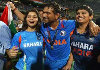 sachin urges indians to pursue dreams with hard... sachin urges indians to pursue dreams with hard...