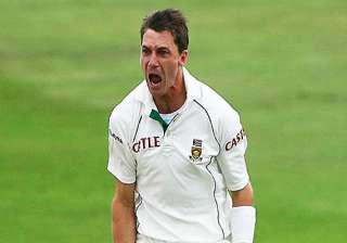 south african pacer steyn sustains hamstring -... south african pacer steyn sustains hamstring -...