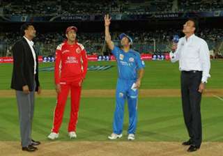 srinath ravi among world t20 officials - India TV srinath ravi among world t20 officials - India TV