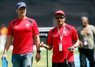 taufel dar among 17 umpires named for ipl - India... taufel dar among 17 umpires named for ipl - India...