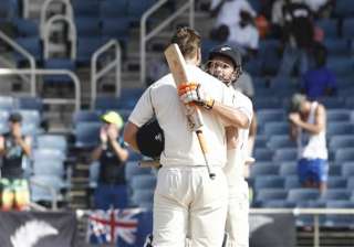 neesham watling set up huge nz total - India TV neesham watling set up huge nz total - India TV