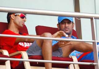 with nehra out dhoni in a dilemma over fourth... with nehra out dhoni in a dilemma over fourth...