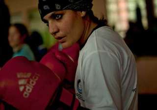 know sadaf rahimi first afghan female boxer to be... know sadaf rahimi first afghan female boxer to be...