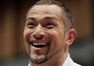 new age man of iron murofushi aims high in london... new age man of iron murofushi aims high in london...