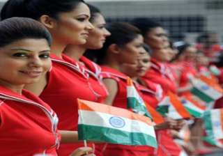 say hello to indian gp grid girls - India TV say hello to indian gp grid girls - India TV