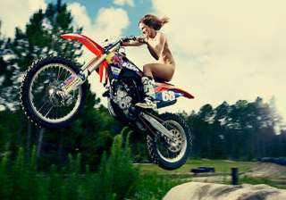 watch hot pics of tarah gieger a female motocross... watch hot pics of tarah gieger a female motocross...