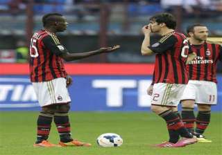 ac milan loses 4 2 at home to parma in serie a -... ac milan loses 4 2 at home to parma in serie a -...