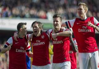 arsenal into fa cup semis united wins in league -... arsenal into fa cup semis united wins in league -...
