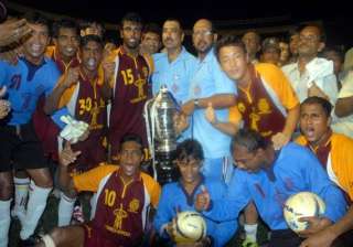 bengal retains santosh trophy beats manipur 2 1 -... bengal retains santosh trophy beats manipur 2 1 -...