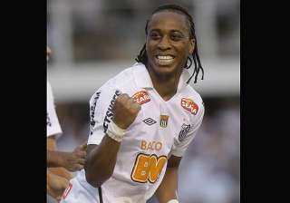 brazil midfielder arouca slams racist fan abuse.... brazil midfielder arouca slams racist fan abuse....