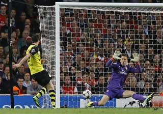 champions league chelsea back on track arsenal go... champions league chelsea back on track arsenal go...