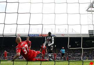 cisse scores 2 more as newcastle beats swansea 2... cisse scores 2 more as newcastle beats swansea 2...