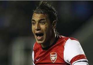 crystal palace signs chamakh from arsenal - India... crystal palace signs chamakh from arsenal - India...