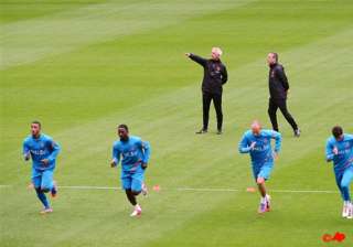 dutch need more lef to avoid euro 2012 exit -... dutch need more lef to avoid euro 2012 exit -...