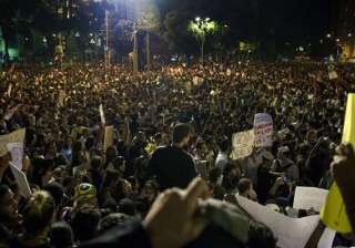 fans attack teams before brazilian league match -... fans attack teams before brazilian league match -...