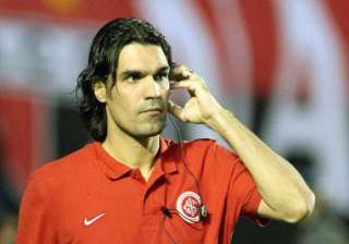 former brazilian football player killed in crash... former brazilian football player killed in crash...
