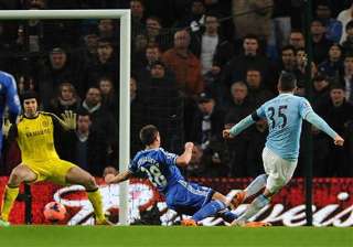 goalkeeper petr cech is czech footballer of the... goalkeeper petr cech is czech footballer of the...