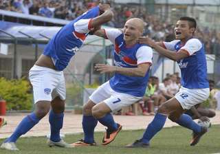 i league rooney stars as bengaluru fc down dempo... i league rooney stars as bengaluru fc down dempo...
