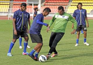 i league undefeated mumbai fc host united sc -... i league undefeated mumbai fc host united sc -...