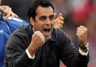 indian origin robin dutt is stuttgart s new... indian origin robin dutt is stuttgart s new...