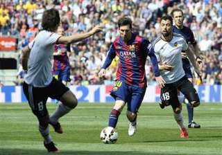 messi suarez score as barcelona beats valencia 2... messi suarez score as barcelona beats valencia 2...