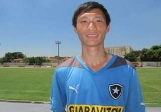 chinese tang shi trains with real madrid castilla... chinese tang shi trains with real madrid castilla...
