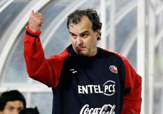 chile soccer coach bielsa renews his contract -... chile soccer coach bielsa renews his contract -...
