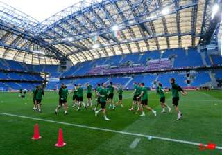 ireland to wear black armbands against italy -... ireland to wear black armbands against italy -...
