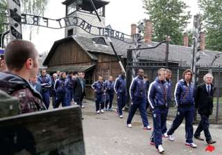 italy netherlands pay solemn visit to auschwitz -... italy netherlands pay solemn visit to auschwitz -...