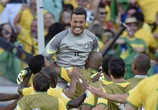 know how 4 years after mistake julio cesar keeps... know how 4 years after mistake julio cesar keeps...