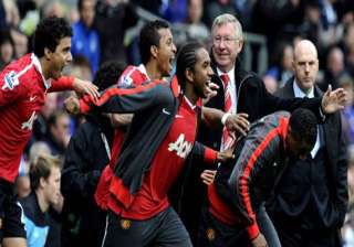 manchester united lifts premier league title for... manchester united lifts premier league title for...