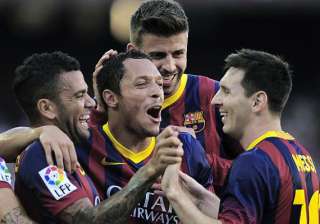messi scores a brace as barcelona hammer levante... messi scores a brace as barcelona hammer levante...