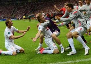 poland hold russia to stay in euro hunt - India TV poland hold russia to stay in euro hunt - India TV