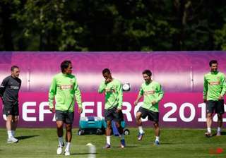 portugal seeks more than counters against dutch -... portugal seeks more than counters against dutch -...