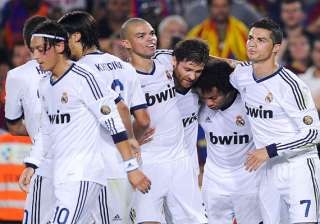 real atletico pressure barca after taking 3... real atletico pressure barca after taking 3...
