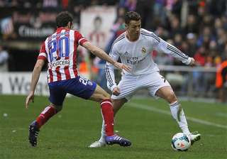 real madrid a point ahead of barcelona. - India TV real madrid a point ahead of barcelona. - India TV