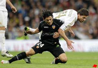 real madrid held to 0 0 draw by valencia in spain... real madrid held to 0 0 draw by valencia in spain...
