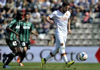 roma beats sassuolo 2 0 in serie a - India TV roma beats sassuolo 2 0 in serie a - India TV