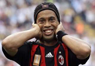 ronaldinho undergoes cosmetic surgery for buck... ronaldinho undergoes cosmetic surgery for buck...