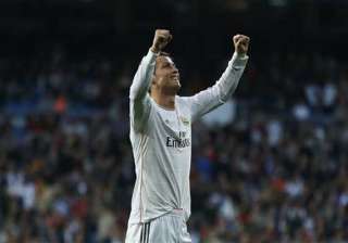 ronaldo helps madrid win to reclaim sole lead -... ronaldo helps madrid win to reclaim sole lead -...