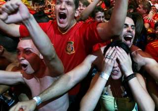 spain just euro 2012 final away from history -... spain just euro 2012 final away from history -...