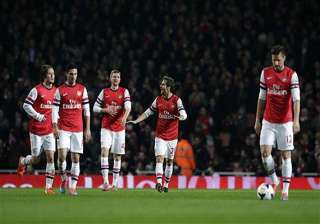 swansea draws 2 2 at arsenal in english premier... swansea draws 2 2 at arsenal in english premier...
