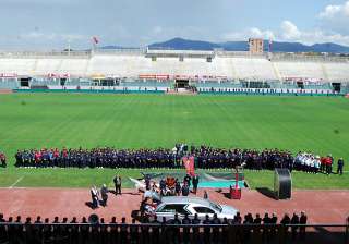 thousands pay respects at morosini s funeral -... thousands pay respects at morosini s funeral -...
