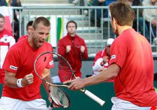 austria wins doubles to reduce spain s lead to 2... austria wins doubles to reduce spain s lead to 2...