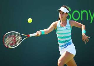 davis beats shuai and del potro withdraws at sony... davis beats shuai and del potro withdraws at sony...