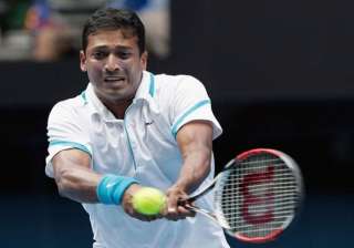 australian open 2015 bhupathi melzer pair crashes... australian open 2015 bhupathi melzer pair crashes...