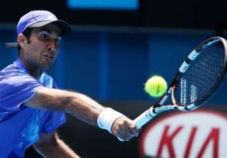 australian open yuki battles hard before losing... australian open yuki battles hard before losing...