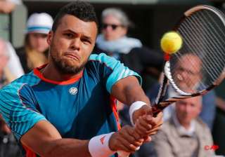 tsonga returns wraps up match at french open -... tsonga returns wraps up match at french open -...