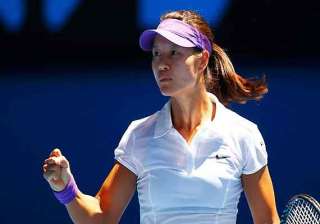 wta li eliminates no. 2 azarenka - India TV wta li eliminates no. 2 azarenka - India TV
